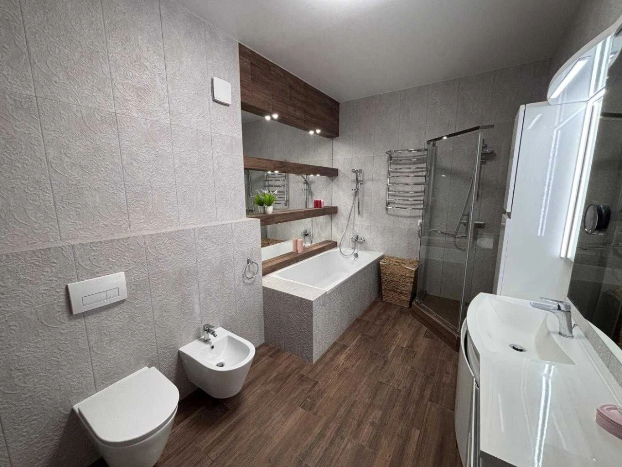 Сучасний будинок 190 м² | 10 соток | Лісова Буча | Ремонт |