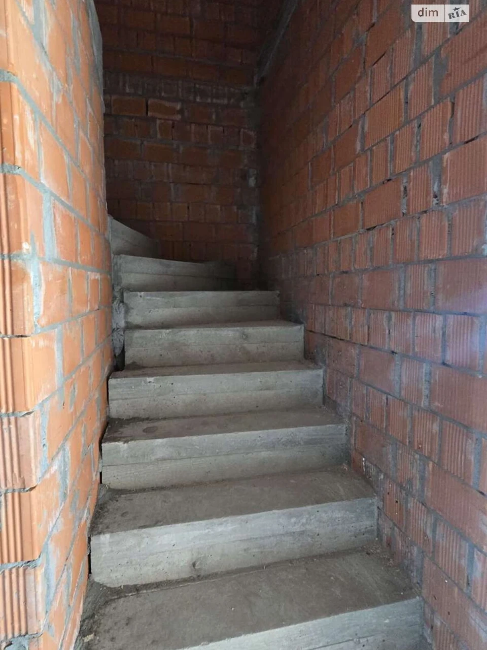Продаж Таунхаус