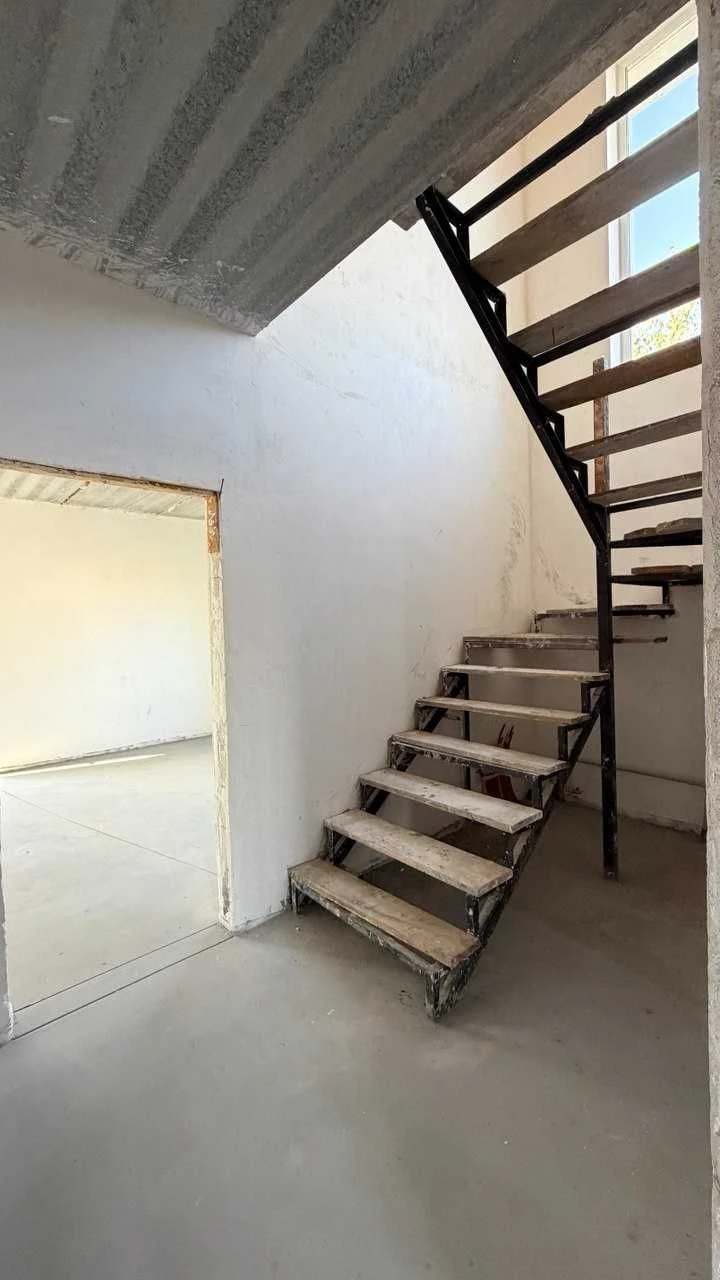 Дуплекс в лісовій частині Бучі під чистову, 115 м² I 826 $ з
