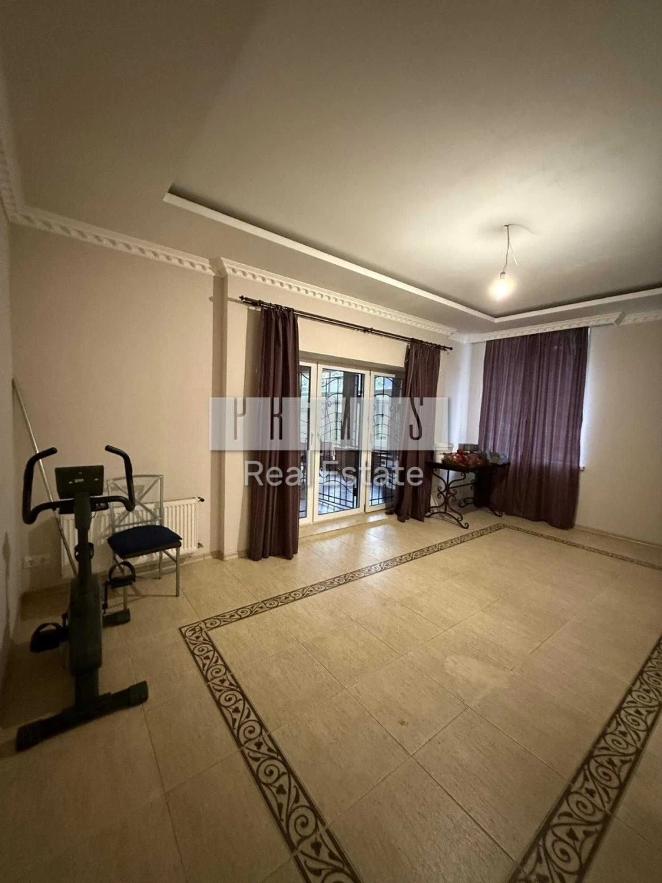 Продаж 3-поверхового будинку, газ, гараж, Буча