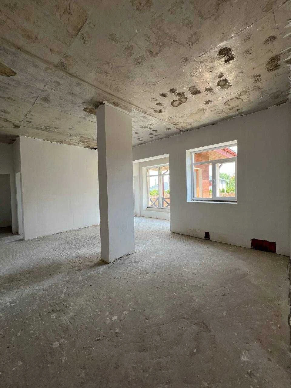 Двоповерховий будинок 197 м² у Лісовій Бучі