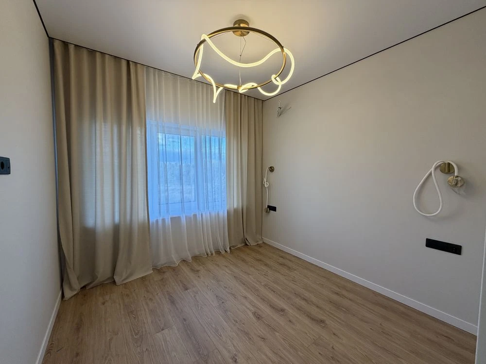 Продаж дуплексу 120 м2 з якісним ремонтом в Бучі. Земельна д