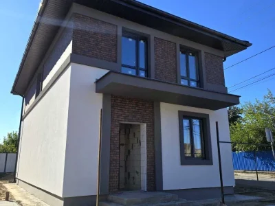 Будинок. Буча, Чорних Запорожців вул.