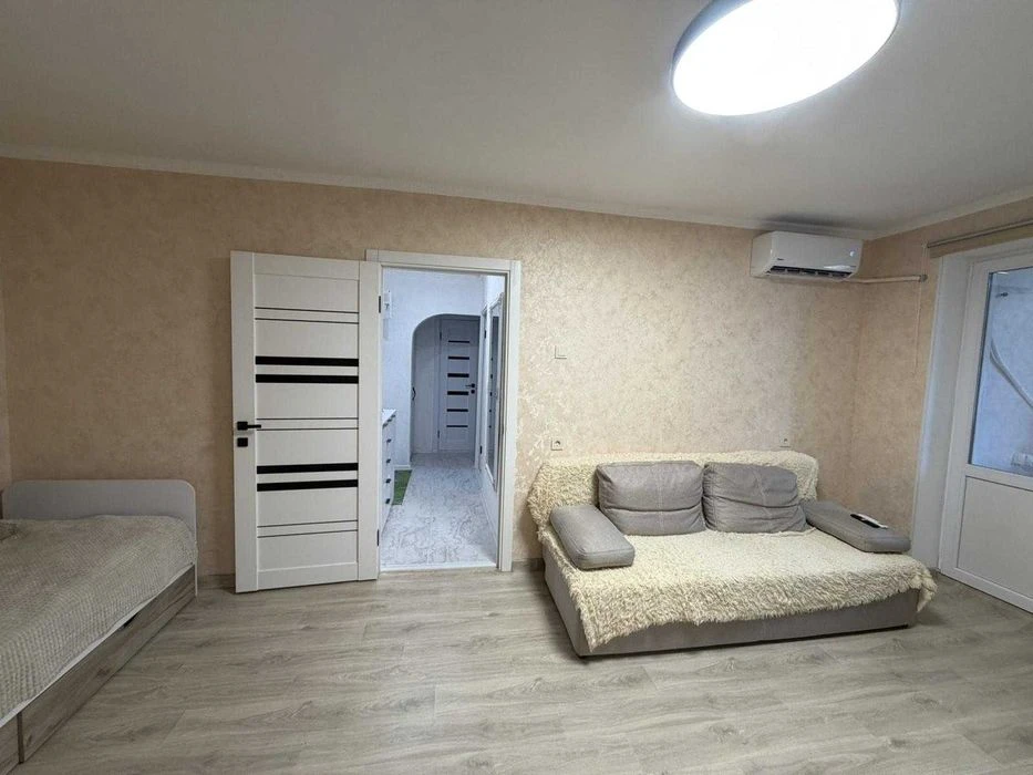 Продам 2-комн. квартиру Центр, Парк Глобы Сечеславская Набер
