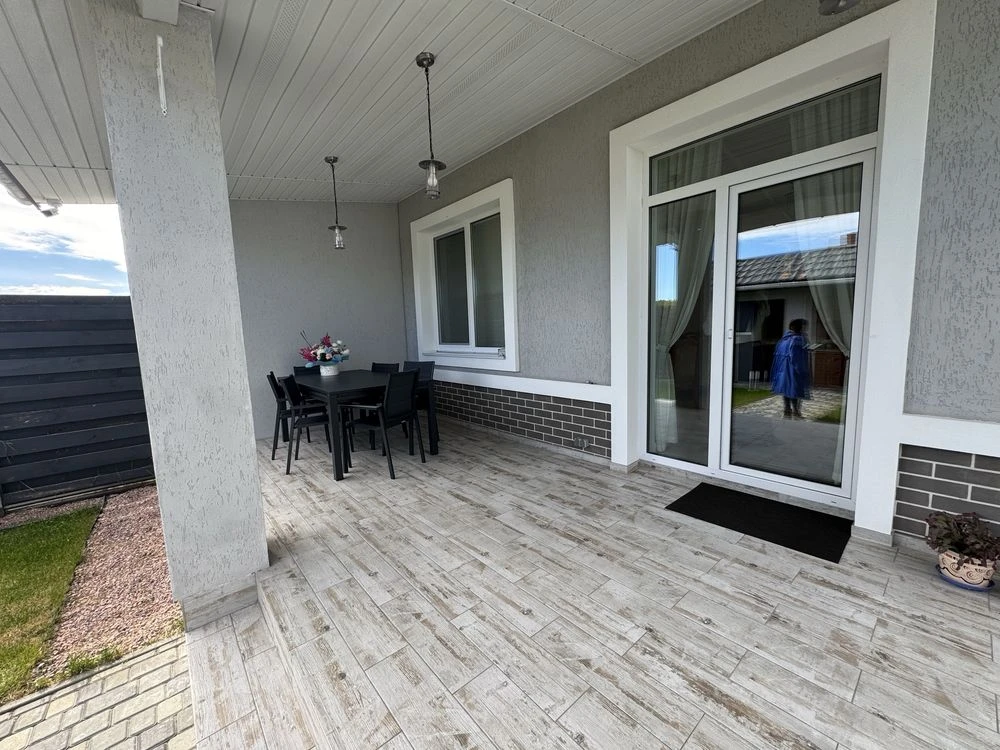 Продам дуплекс 135 м² з ремонтом в лісовій Бучі, власним дво