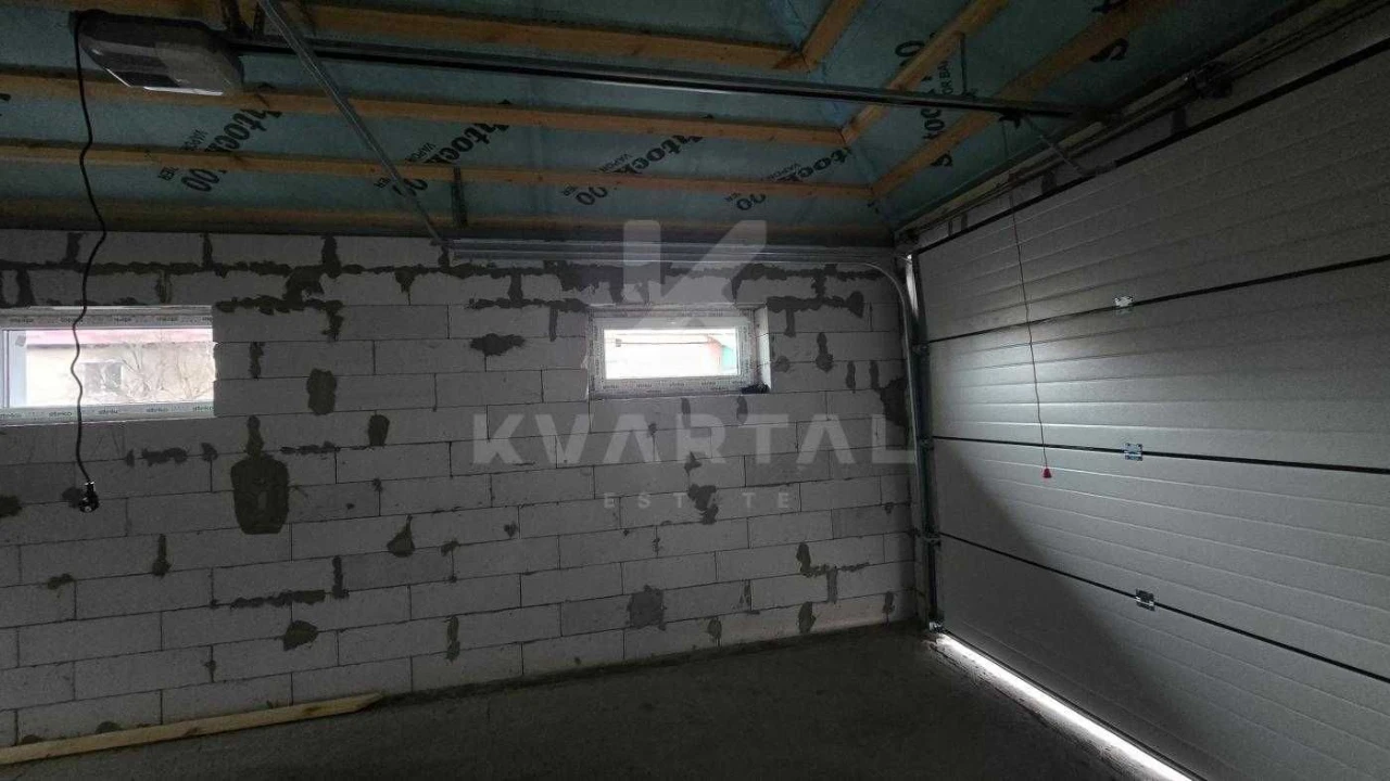 Продаж сучасного будинку 160 м² у лісовій Бучі біля озера!!