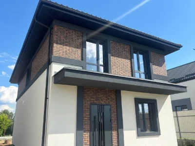 Продам готовий будинок в центрі Бучі, центральні комунікації