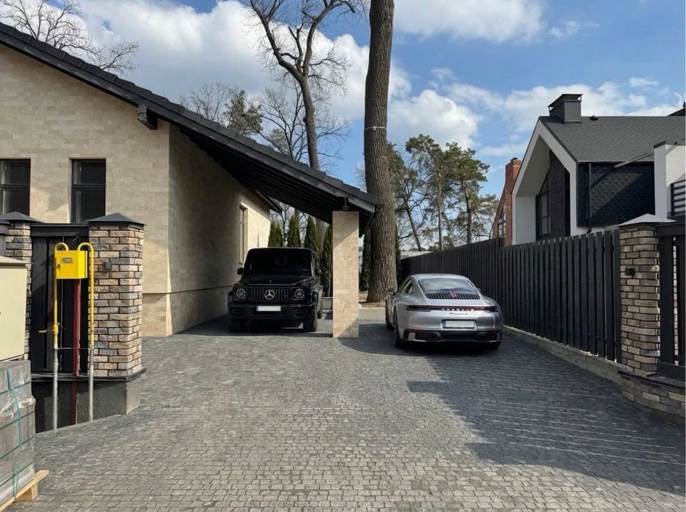 Витончений будинок у котеджному містечку| 150 м² + 50 м² тер