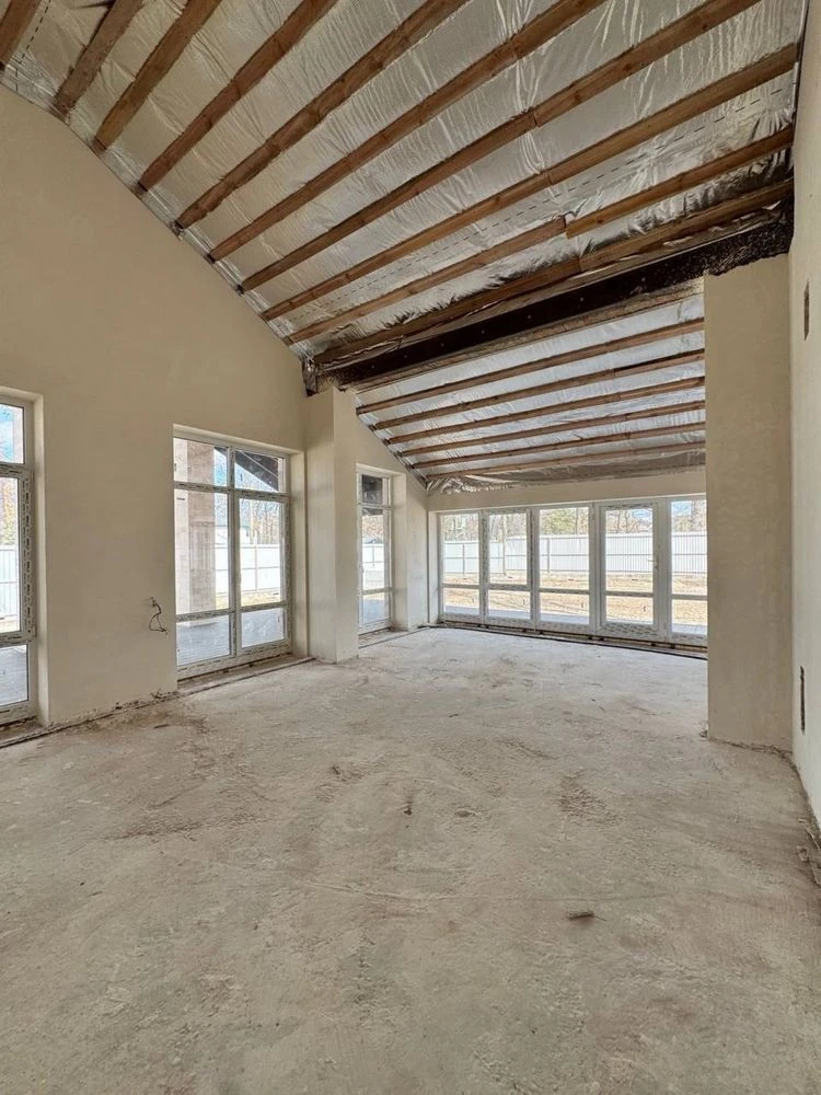 Витончений будинок у котеджному містечку| 150 м² + 50 м² тер