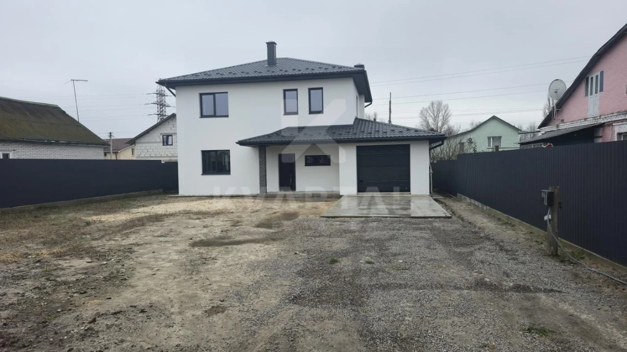 Будинок з ділянкою 9 соток. Ліс, озеро поруч!