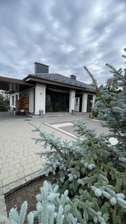 Будинок з ремомнтом в Бучі