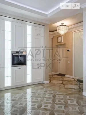 Продаж 3к квартири 143 кв. м на вул. Андрія Верхогляда 15 •