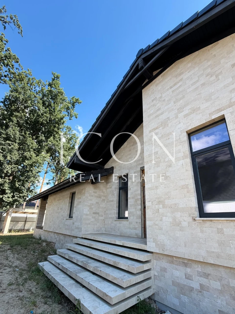 БЕЗ% Продаж стильного будинку 150м² | КМ «Паркова Резиденція