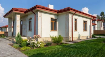 Сучасний одноповерховий будинок у Бучі  неподалік міського п