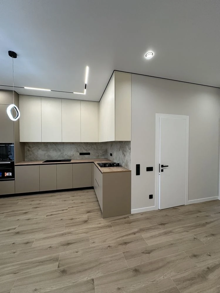 Продам дуплекс у Бучі 120 м², 3 сотки, новий ремонт, меблі,