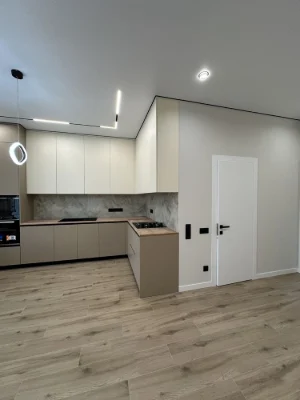 Продам дуплекс у Бучі 120 м², 3 сотки, новий ремонт, меблі,