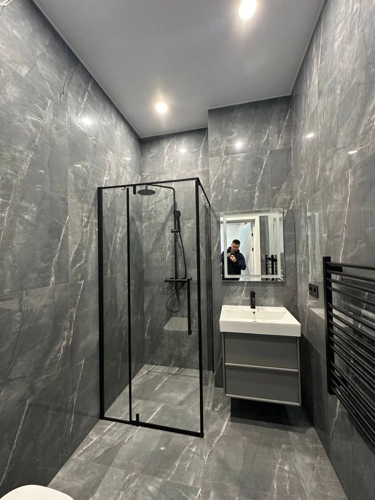 Продам будинок з ремонтом в місті Ворзель, 100 м², ділянка 4