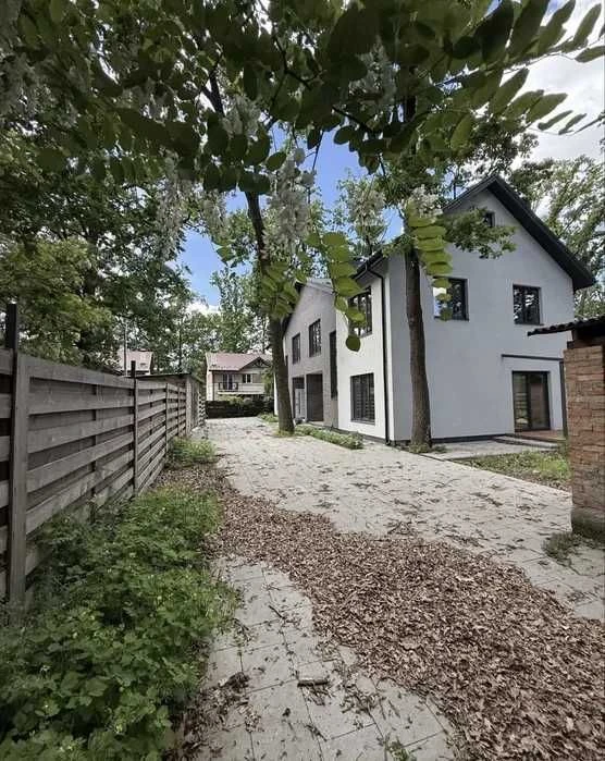 Біз комісії Продаж Дуплексу в Бучі  120 м2, 4 кімнати ГАЗ