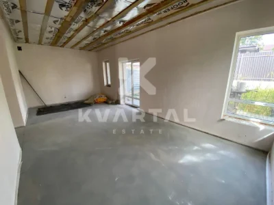 Продаж дуплексу в Бучі з центральними комунікаціями