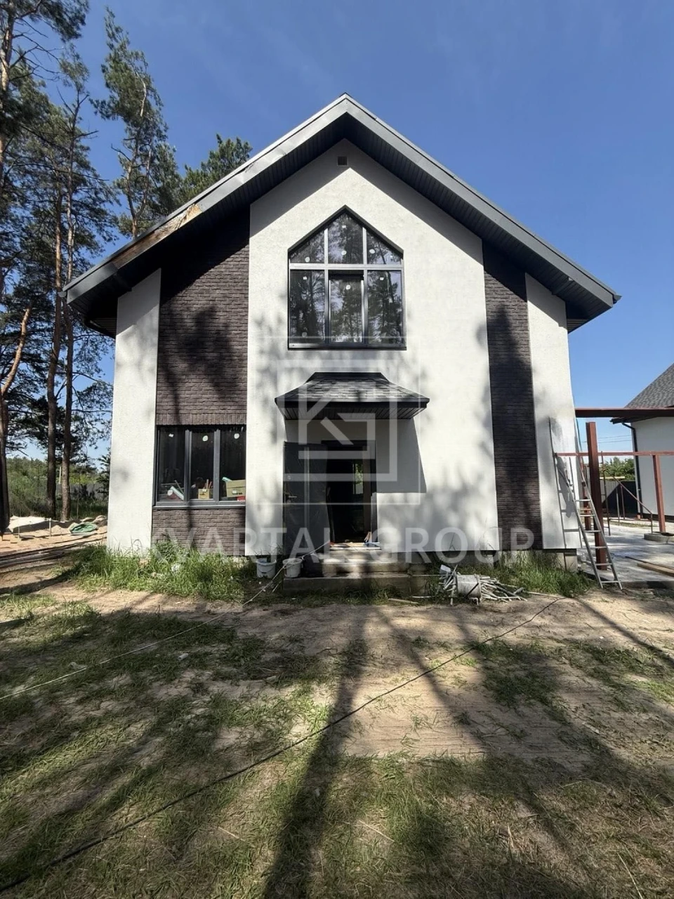 Сучасний будинок в Лісовій Бучі з максимальним наповненням
