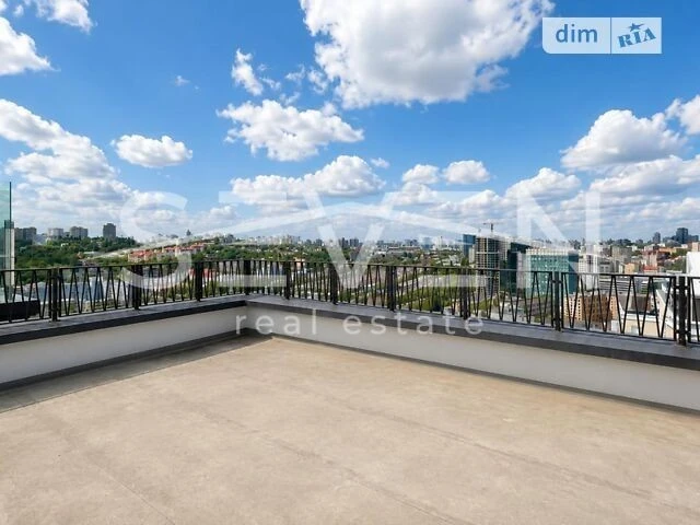 Sale of an exclusive apartment of 130 m2 with a private terrace (penthouse)