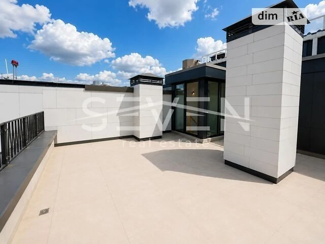 Sale of an exclusive apartment of 130 m2 with a private terrace (penthouse)