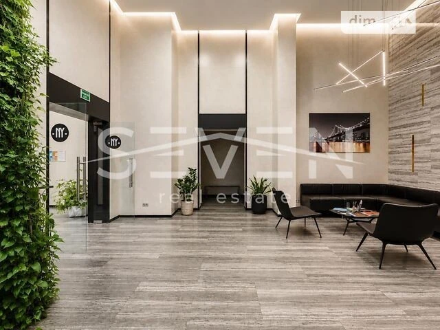 Sale of an exclusive apartment of 130 m2 with a private terrace (penthouse)