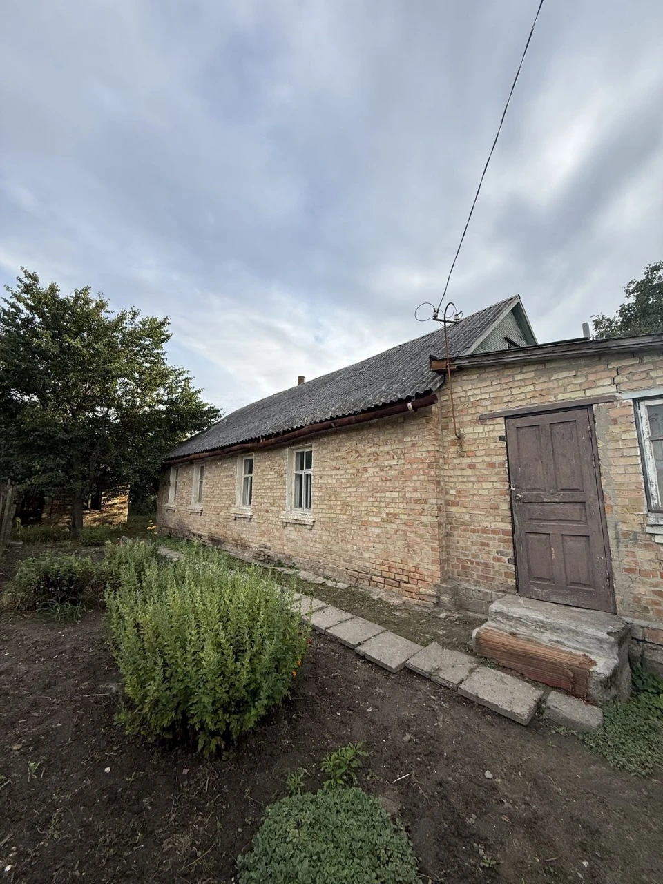 Продаж будинку 90 м2 на ділянці 11 соток у м. Бучі