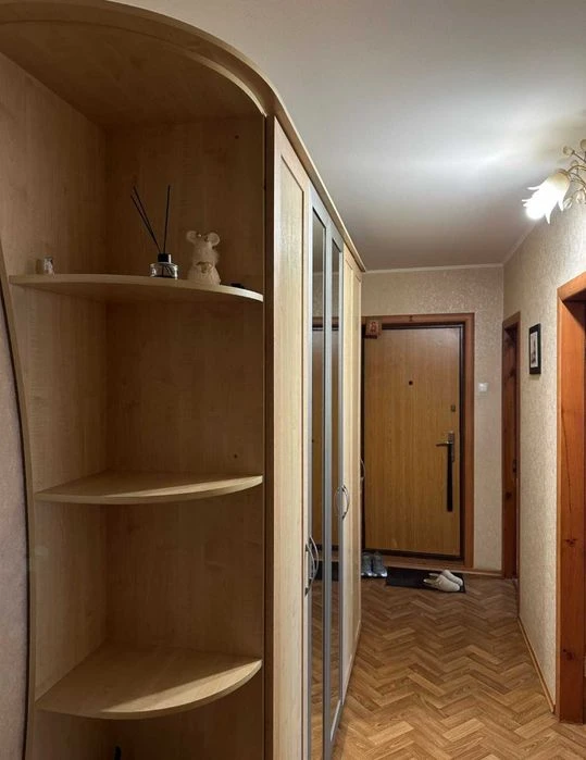 Продається 3-к квартира р-н Левада