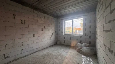 Кутовий таунхаус у Бучі | 120 м² + мансарда | 3 сотки  | Два