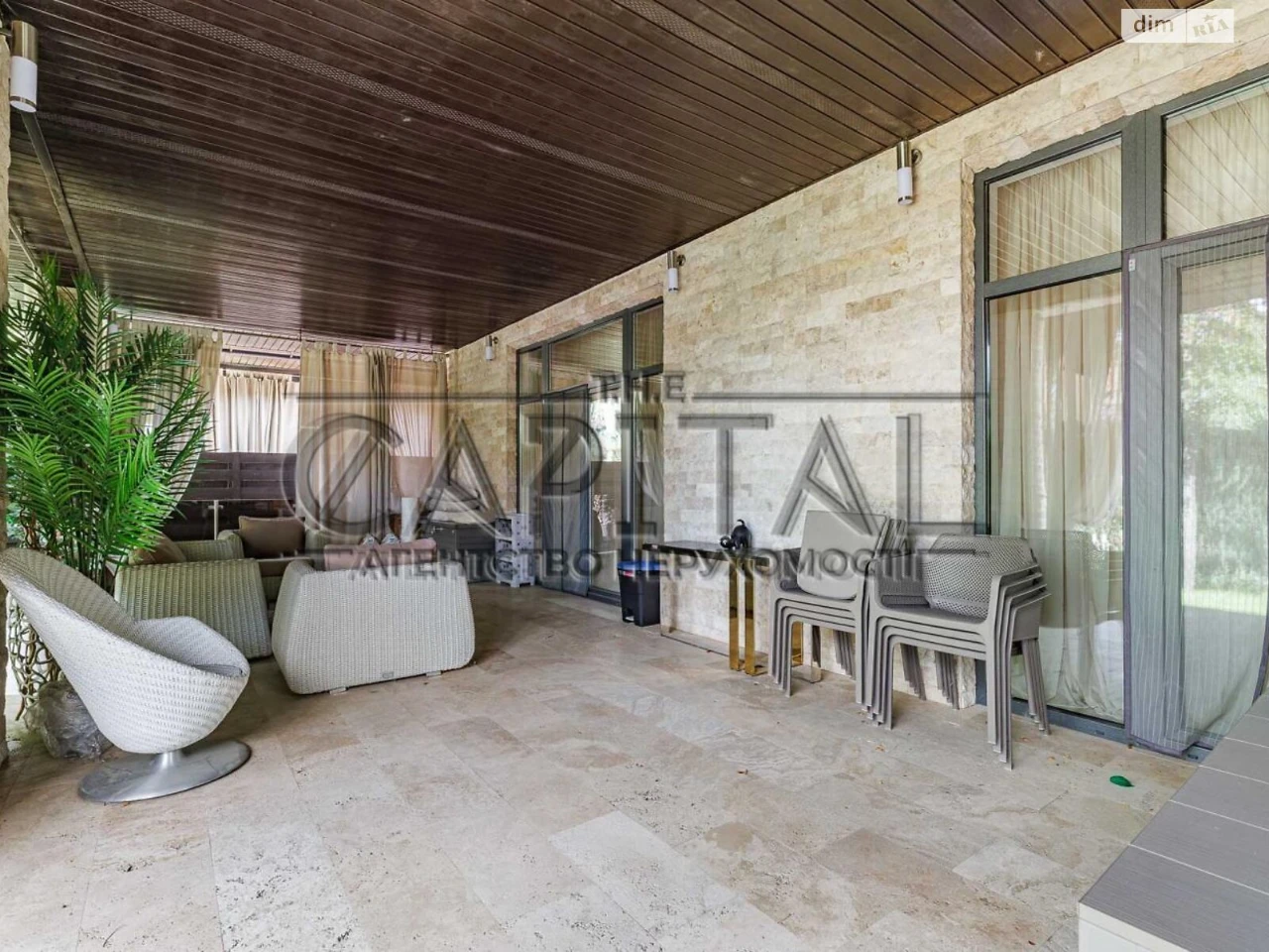 Продаж Дім