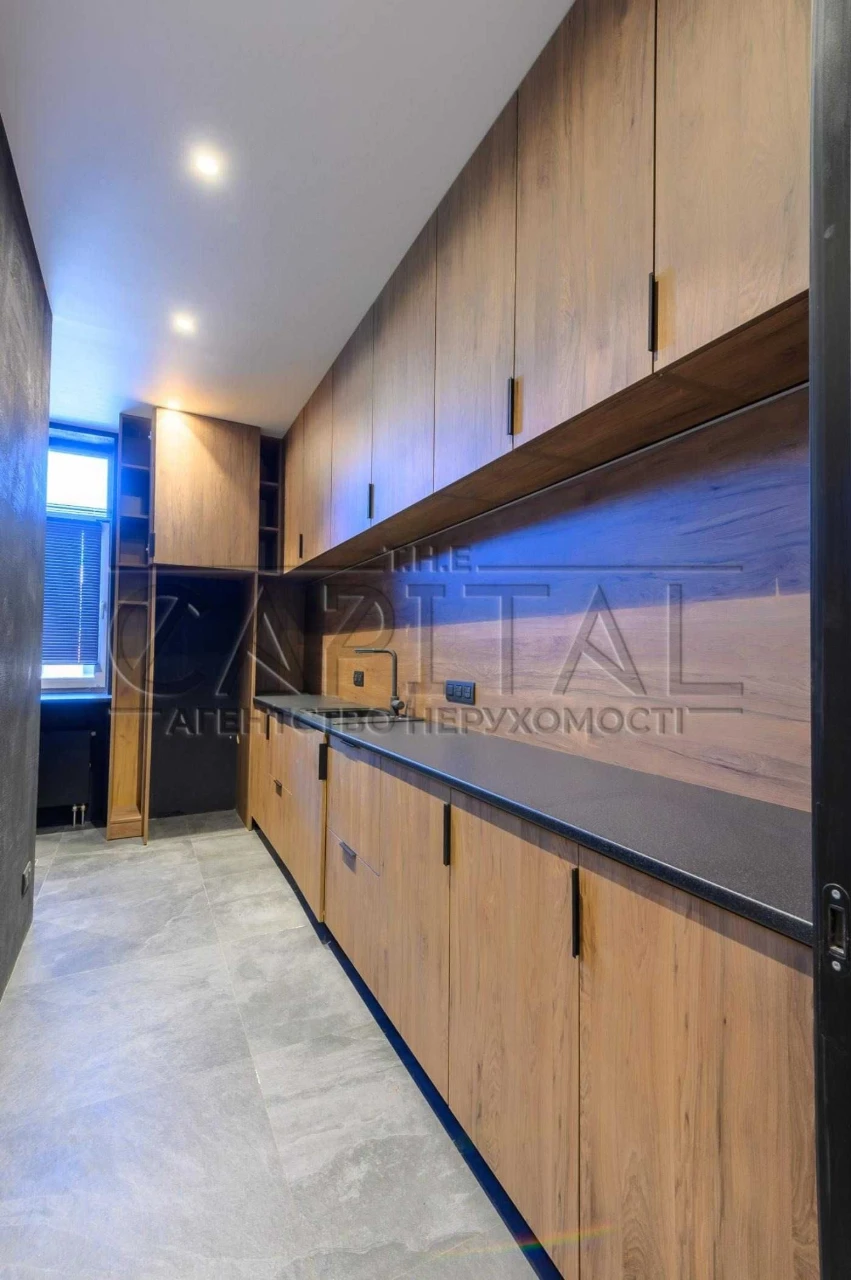 Продаж / Будинок / 215 М2 /  Буча / КМ  Zahrava Village / ву