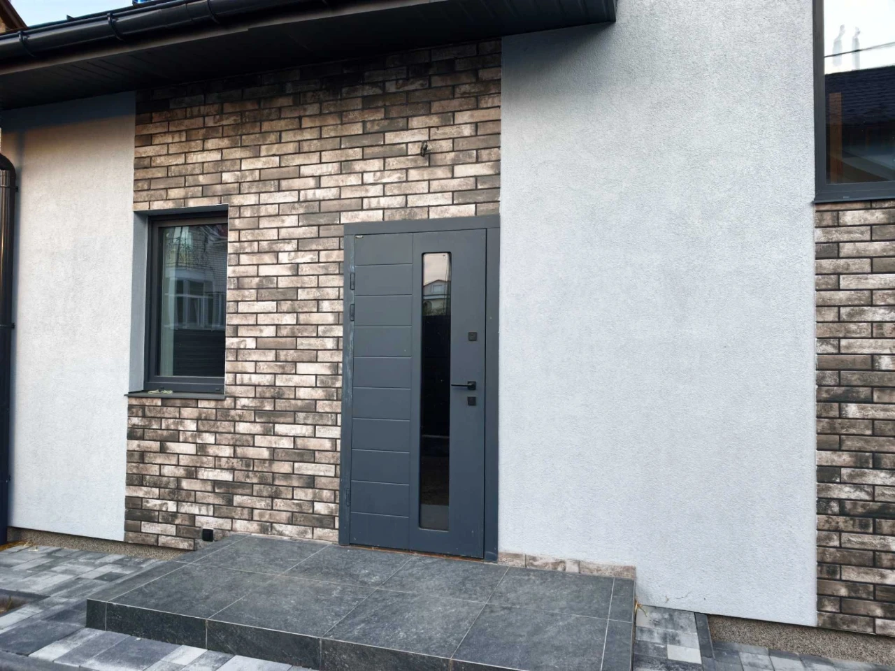 Продаж нового дуплексу з ремонтом у Бучі — 90 м², 3 сотки