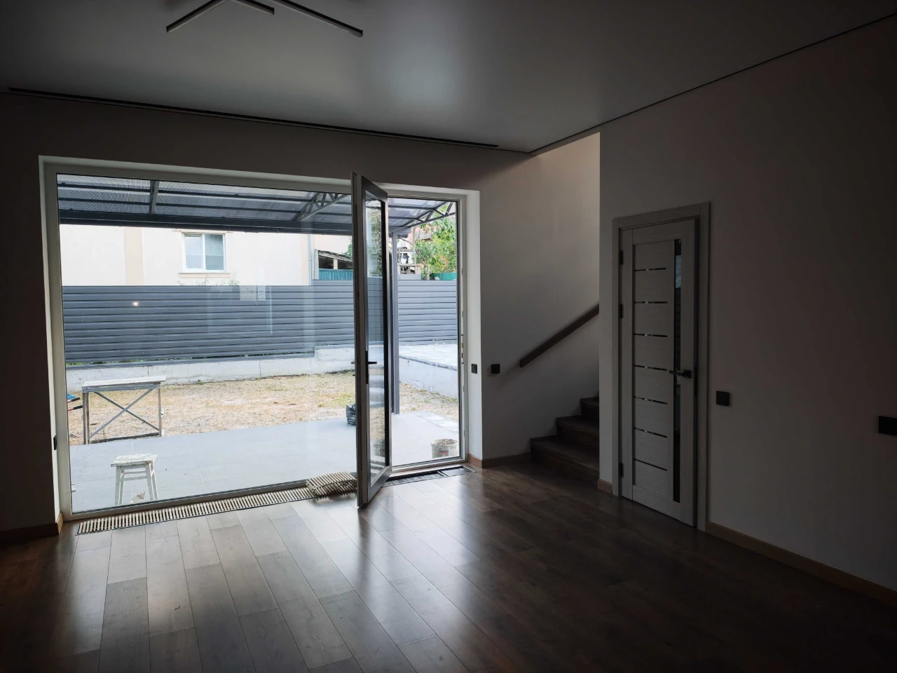 Продаж нового дуплексу з ремонтом у Бучі — 90 м², 3 сотки