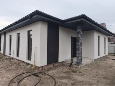 Одноповерховий будинок у Бучі на 6 сотках, газ, з керамоблок