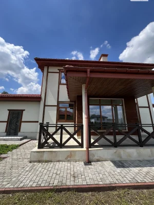 Продаж Дім