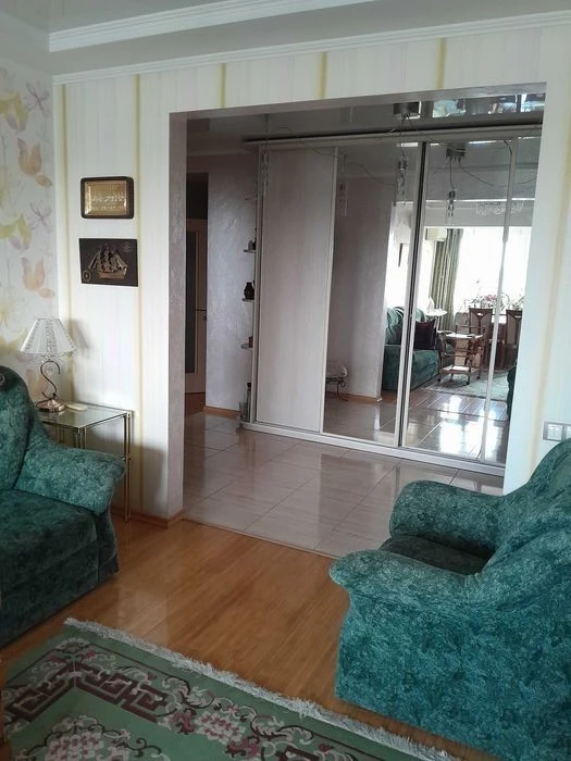 3-room apartment for sale on Beresteyskyi Avenue 96 from the owner