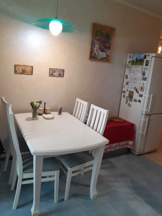 3-room apartment for sale on Beresteyskyi Avenue 96 from the owner