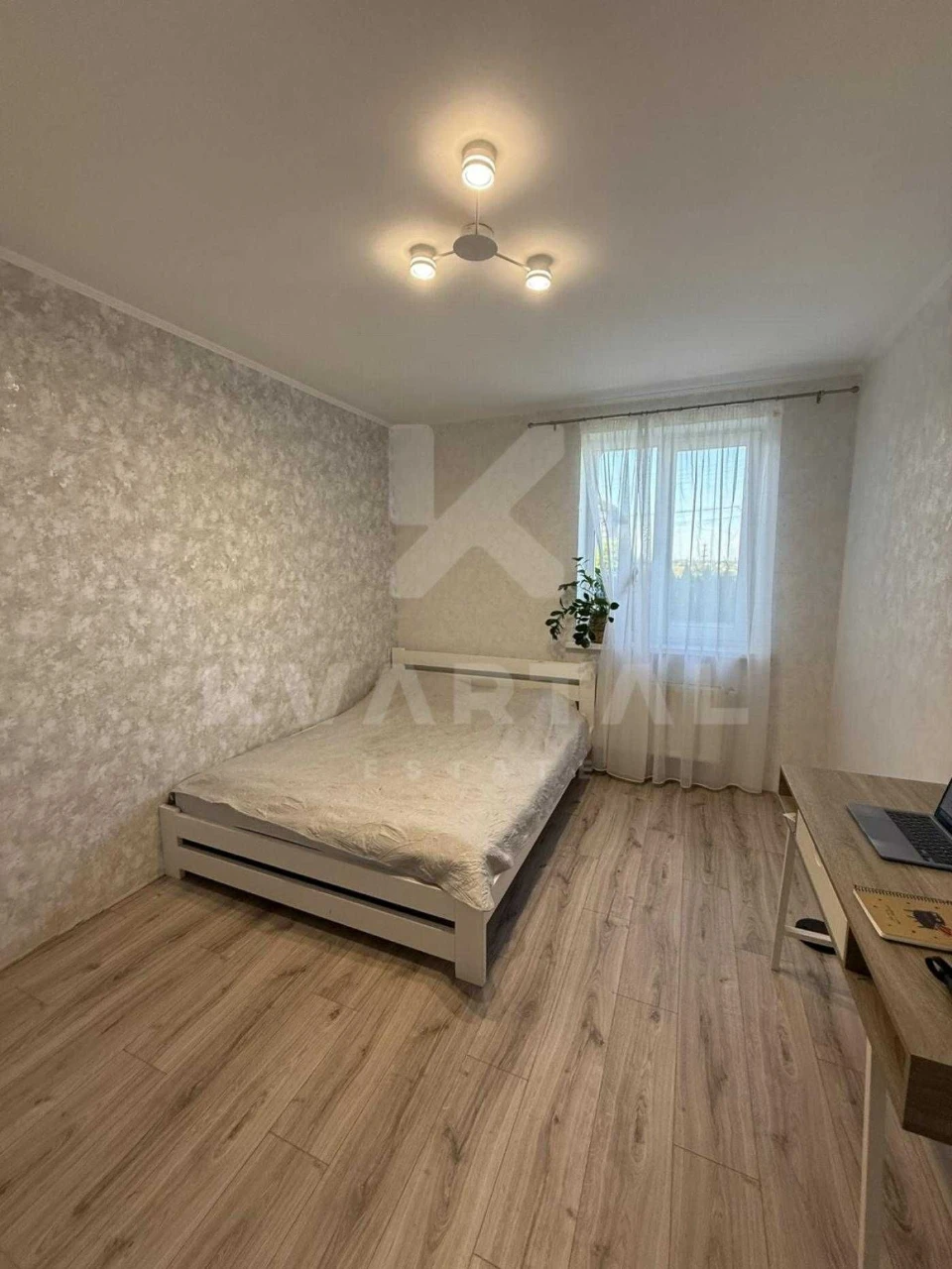 Продаж будинку в Бучі з ремонтом 124 кв м з земельною ділянк