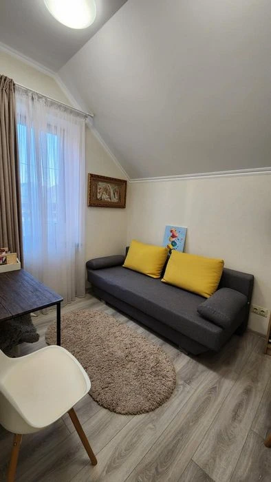 Продажа ДУПЛЕКСА с ремонтом в Совиньоне, 4 спальни!