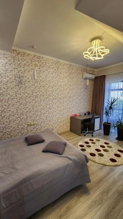 Продажа ДУПЛЕКСА с ремонтом в Совиньоне, 4 спальни!