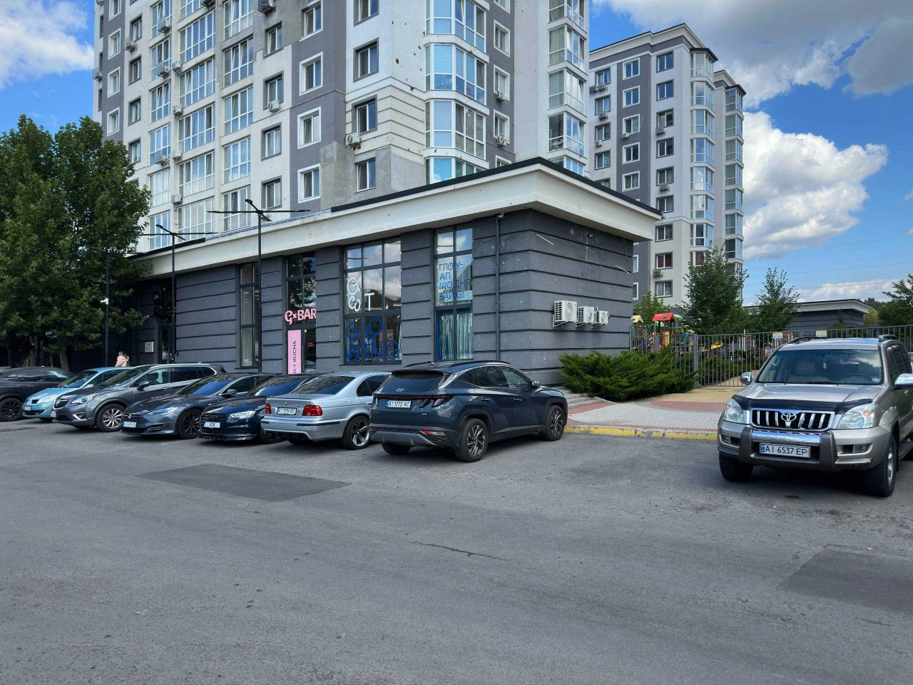 Кутовий Таунхаус в Бучі біля ЖК Континент
