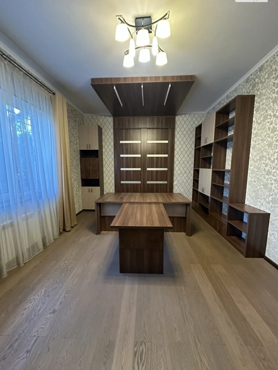 Продаж Дім