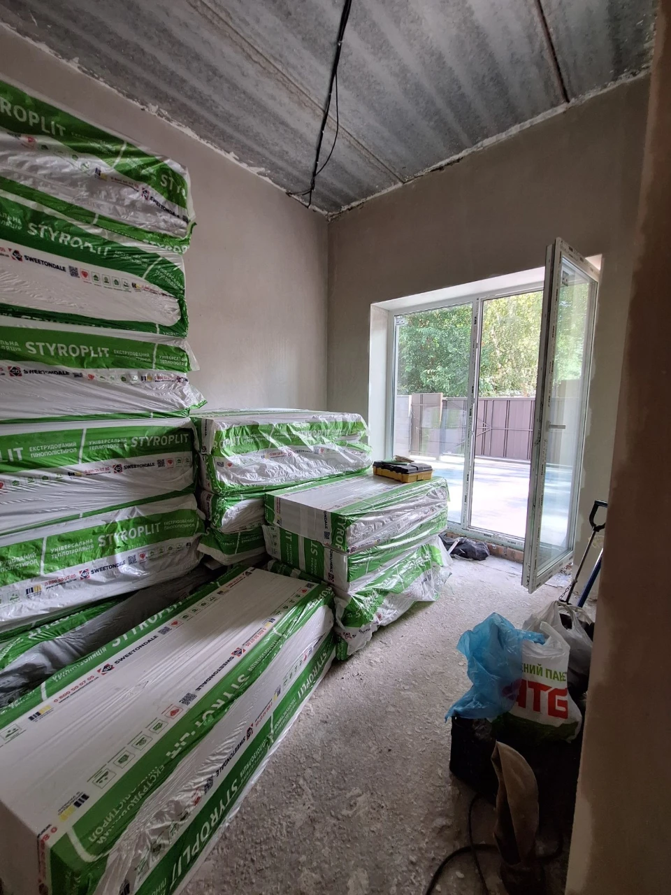 Продам дуплекс 107м2 з частковим ремонтом, є газ! Буча, цент