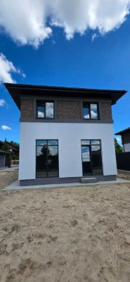 Будинки в центрі Бучі | 123 м² | 3,1–3,2 сотки | Газ | Центр