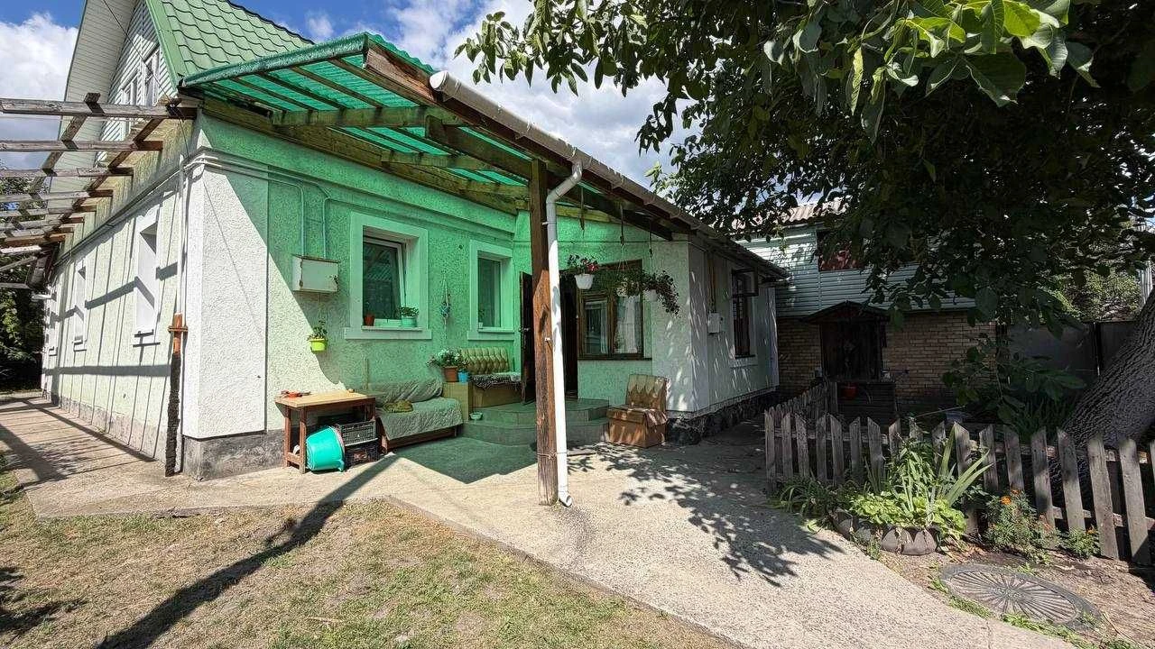Будинок 85 м² 7 соток ГАЗ два окремі входи