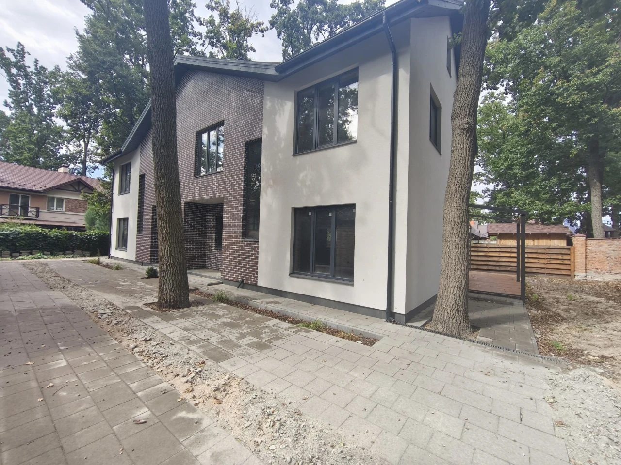 Центр! Продаж дуплексу 120 м² у Бучі | Газ | тераса | вікові