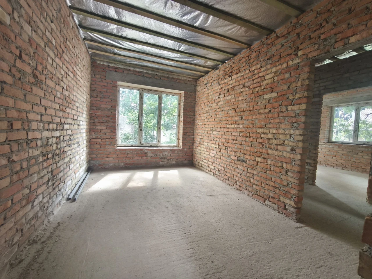 Центр! Продаж дуплексу 120 м² у Бучі | Газ | тераса | вікові