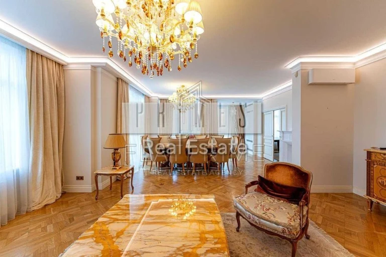 4-room apartment for sale 206m2, residential complex Novopecherski Lipki Pec
