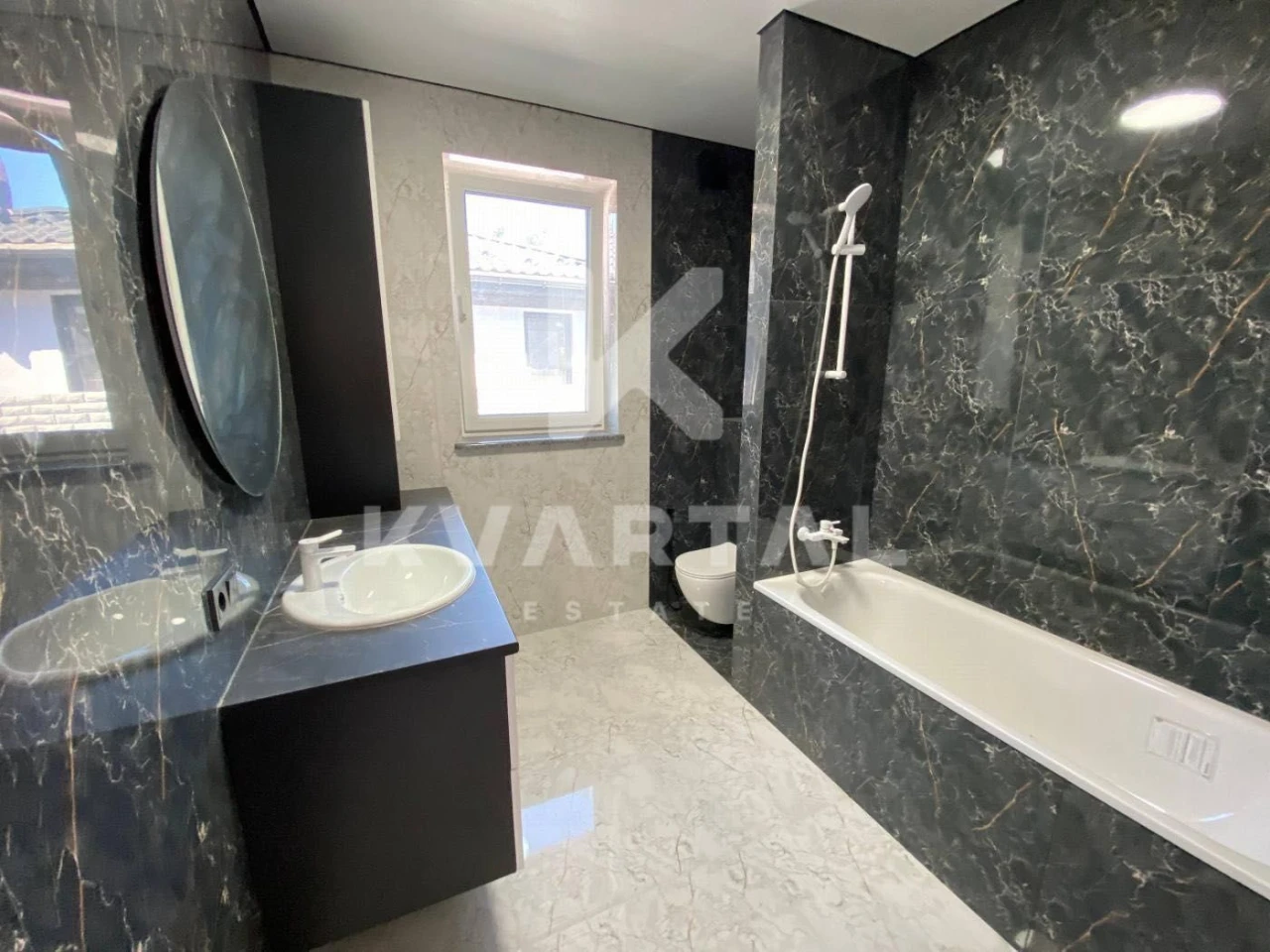 Продаж будинку в Лісовій Бучі- 130 м² на 5 сотках. 3 спальні